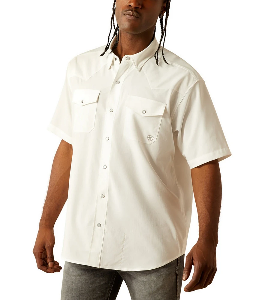 Ariat VentTEK Classic Fit Performance Short Sleeve Solid Woven Western Shirt