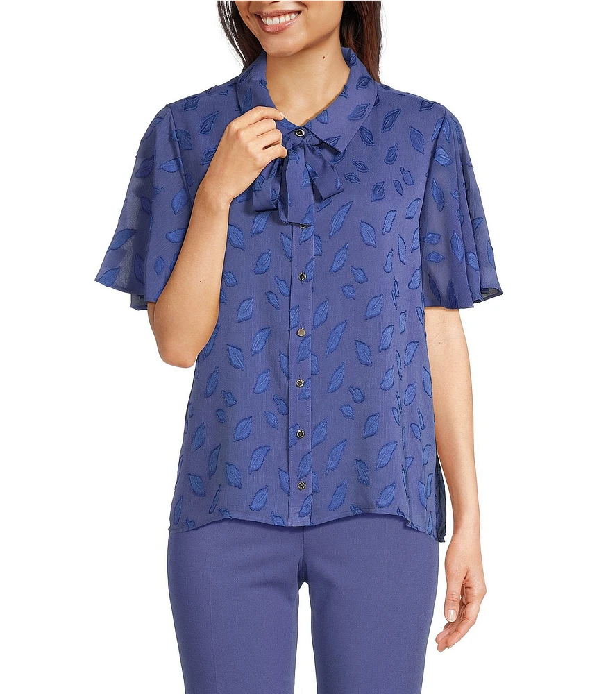 Calvin Klein Printed Novelty Point Collar Flutter Sleeve Button Front Blouse
