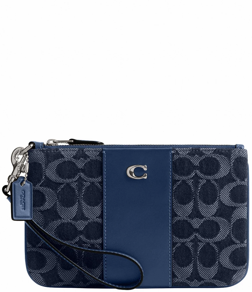 COACH Essential Small Wristlet