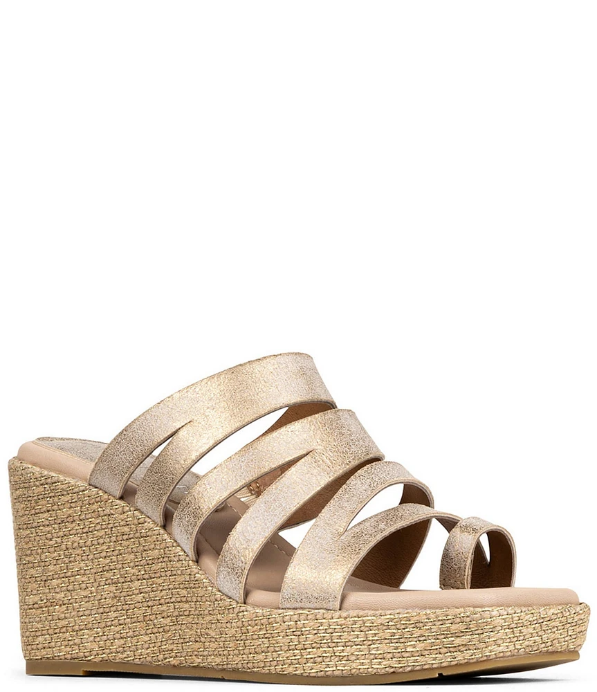 Donald Pliner Anamari Metallic Leather Toe Loop Platform Wedge Sandals