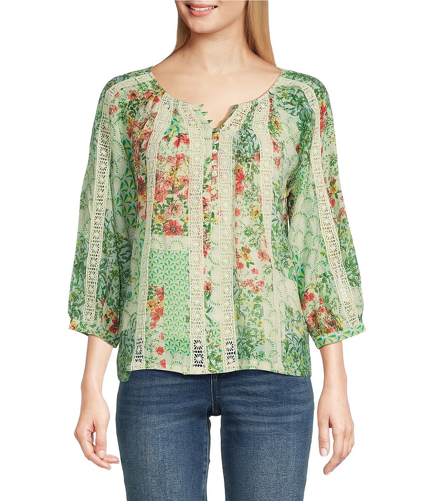 Figueroa & Flower Petite Size Woven Printed Lace Detail Scoop Neck Long Sleeve Blouse