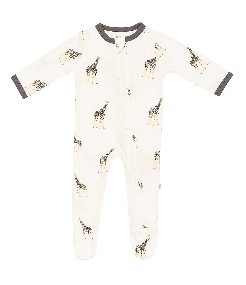 Kyte BABY Baby Boys Bamboo Giraffe Print Zip Front Footie