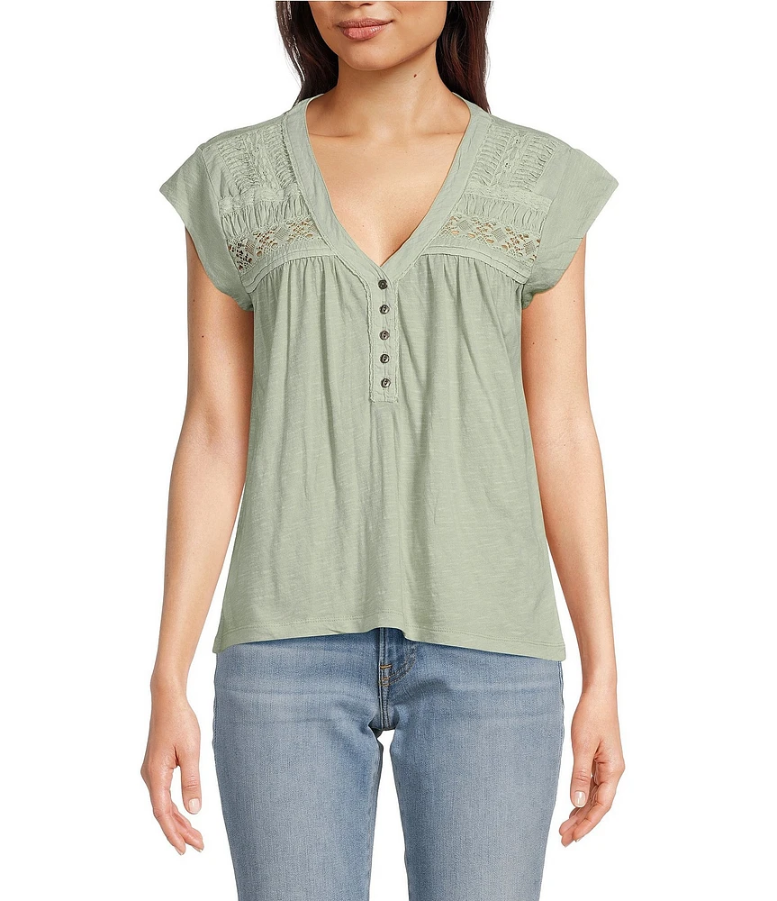 Lucky Brand Solid V-Neck Cap Sleeve Lace Trimmed Henley Tee