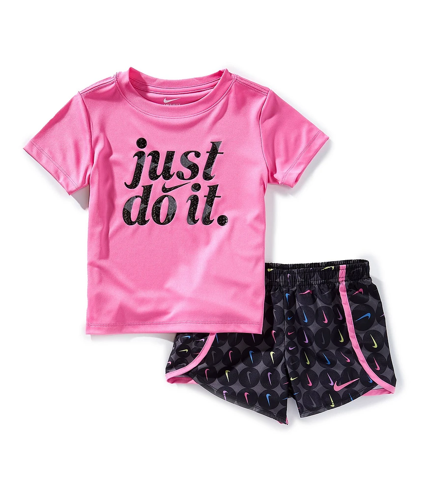 Nike Little Girls Short Sleeve Swoosh Motion Top & Sprinter Printed Shorts 2-Piece Set