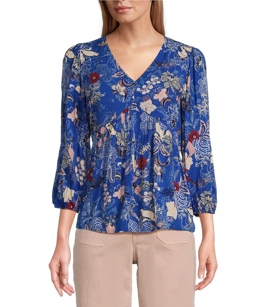 Nurture by Westbound Petite Size Woven Floral Print 3/4 Sleeve V-Neck Top