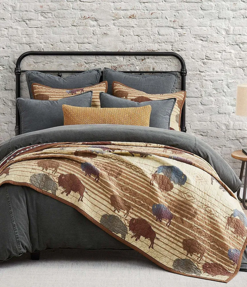 HiEnd Accents x Paseo Road Home on the Range Reversible Quilt Mini Set