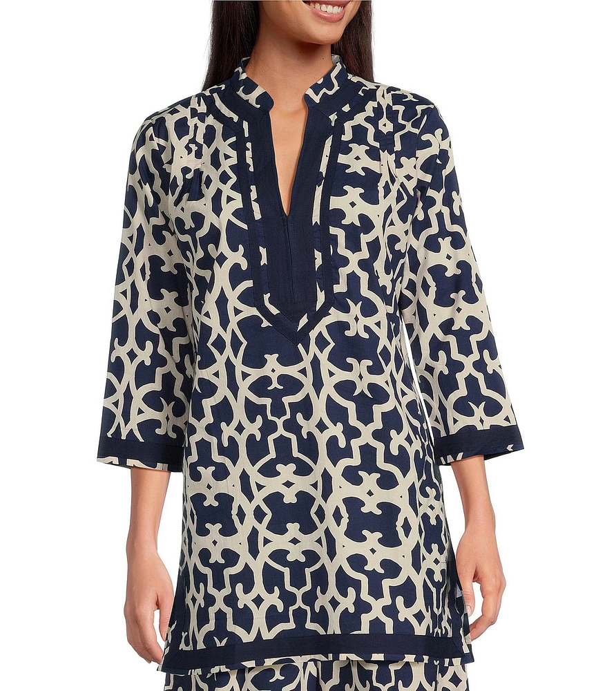Ro's Garden Toyko Printed Woven Split V-Neck 3/4 Sleeve Tunic Top