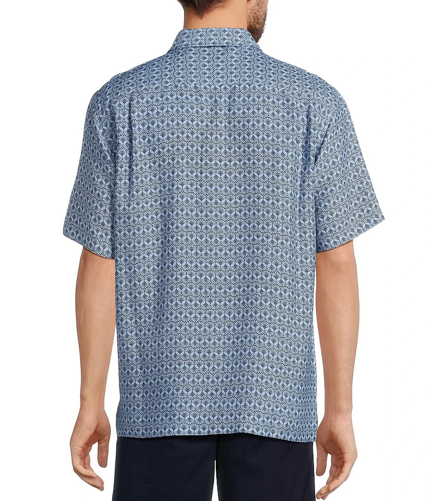 Roundtree & Yorke Short Sleeve Shell Print Polynosic Jacquard Sport Shirt