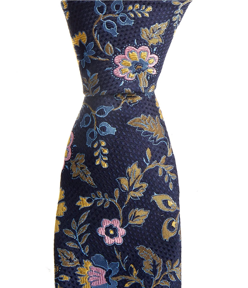 Roundtree & Yorke Very Elegant Floral 2 3/4#double; Silk Tie