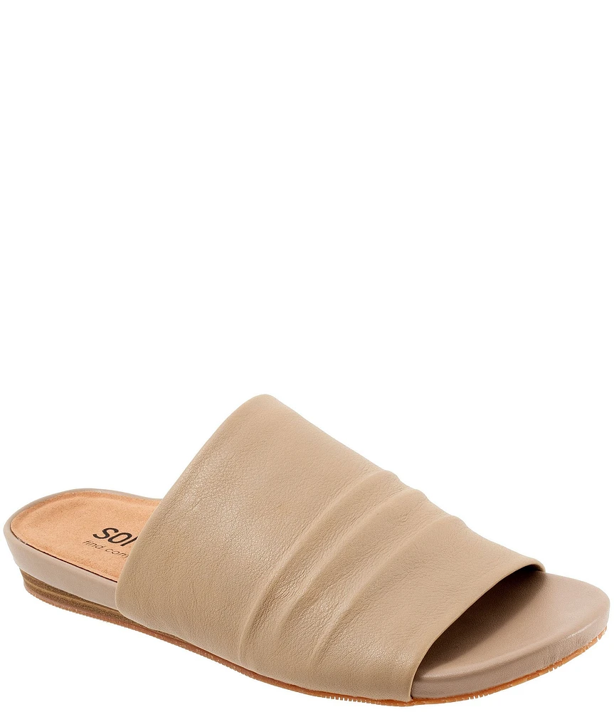 SoftWalk Camano Leather Slides