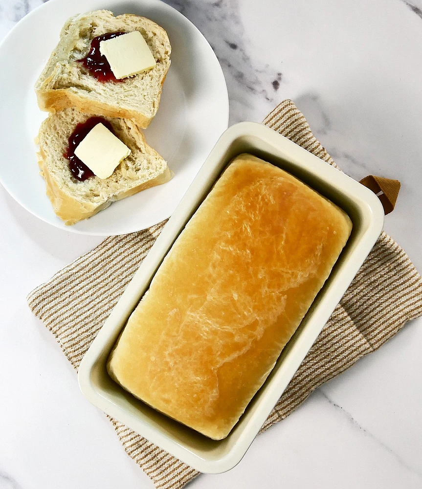 USA Pan Small Seamless Ceramic Nonstick Loaf Pan