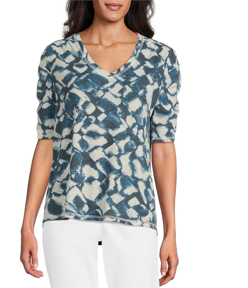 Westbound Bias Grid Ruched Short Sleeve V-Neck Top