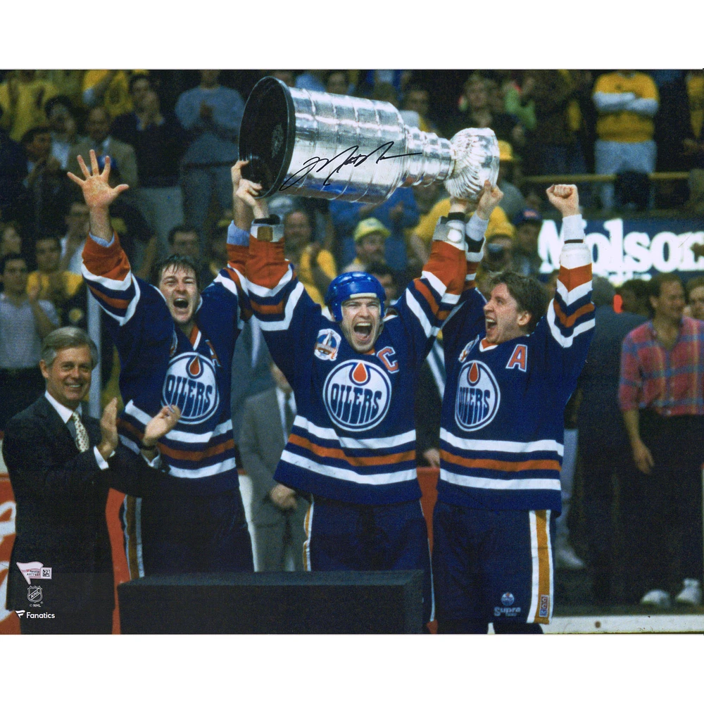 Mark Messier Edmonton Oilers Autographed 16" x 20" Raising Cup Photograph