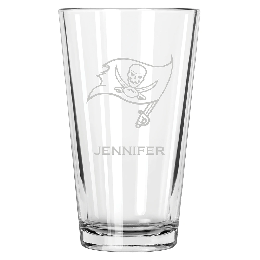Tampa Bay Buccaneers 16oz. Personalized Etched Pint Glass