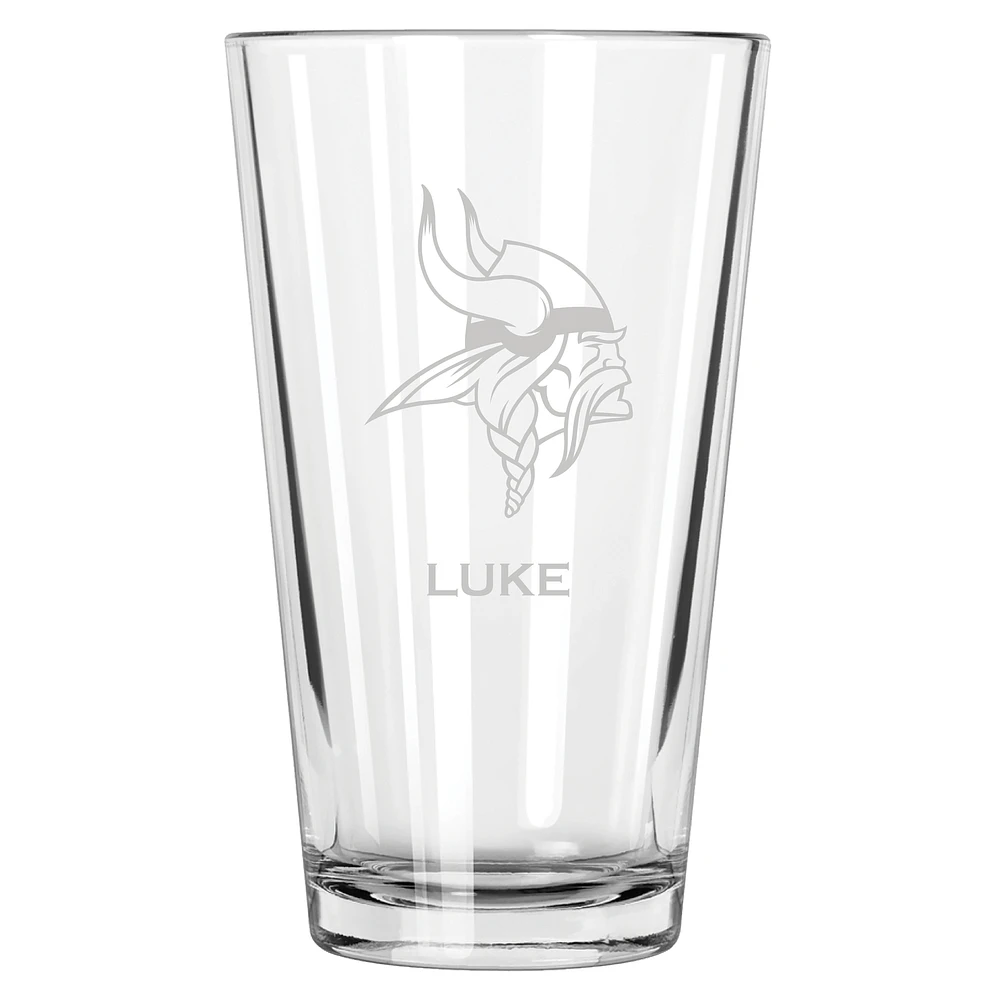Minnesota Vikings 16oz. Personalized Etched Pint Glass