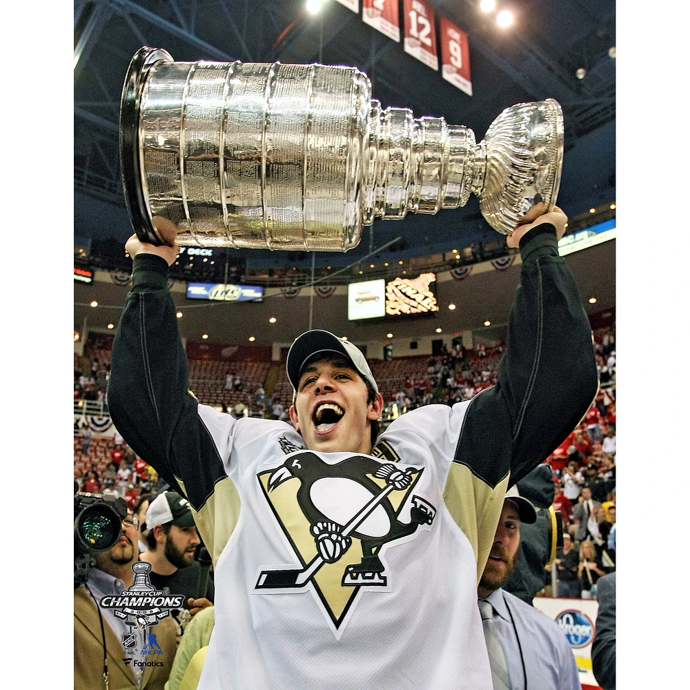 Evgeni Malkin Pittsburgh Penguins Unsigned Stanley Cup Champions Raising Photograph