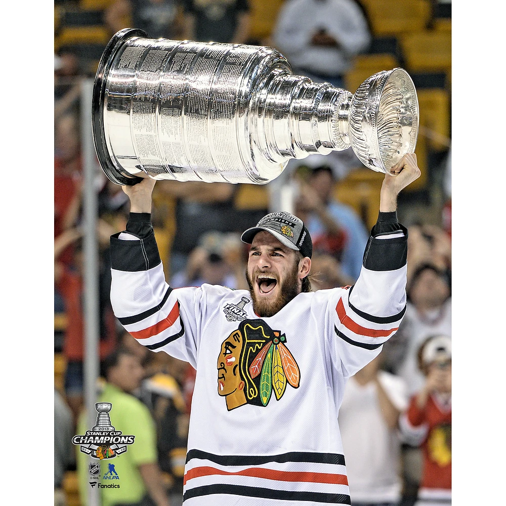 Brandon Saad Chicago Blackhawks Unsigned Stanley Cup Champions Raising Photograph