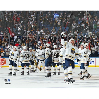 Buffalo Sabres Unsigned 2019-20 Team Celebration Photo