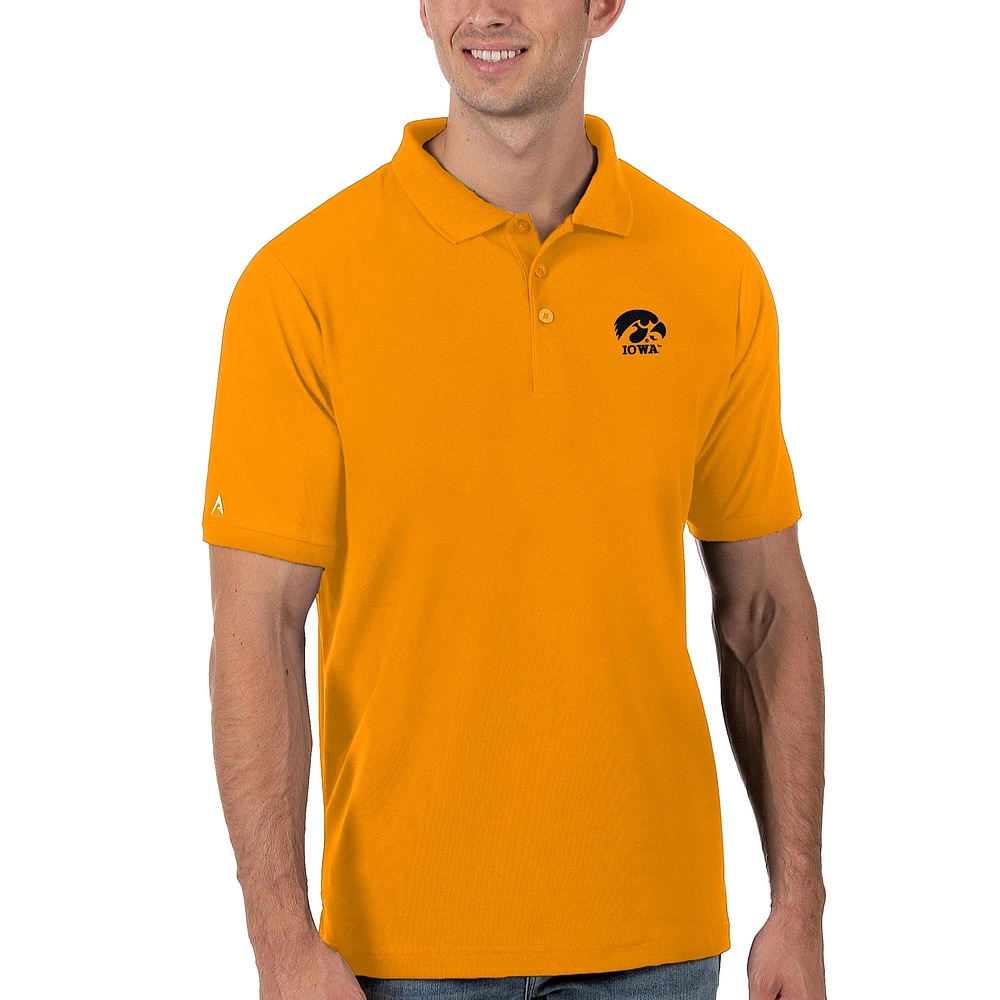 Men's Antigua Gold Iowa Hawkeyes Legacy Pique Polo
