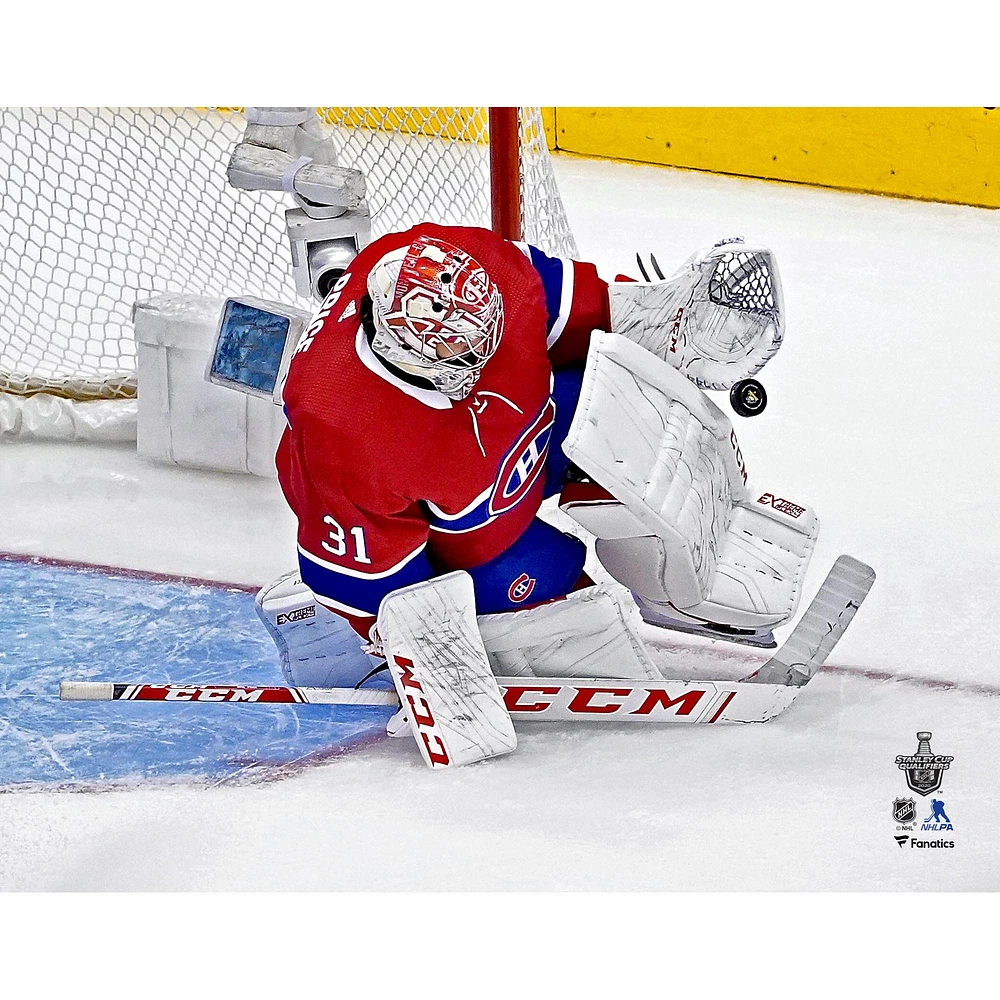 Carey Price Montreal Canadiens Unsigned 2020 Stanley Cup Qualifiers Game 3 Making Save vs. Pittsburgh Penguins Photograph