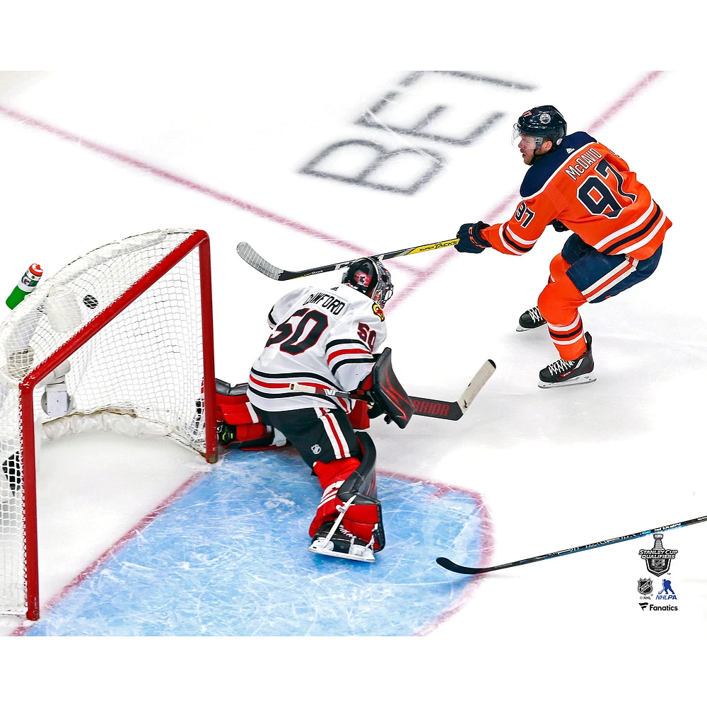 Connor McDavid Edmonton Oilers Unsigned 2020 Stanley Cup Qualifiers Game 2 Shooting vs. Chicago Blackhawks Photograph