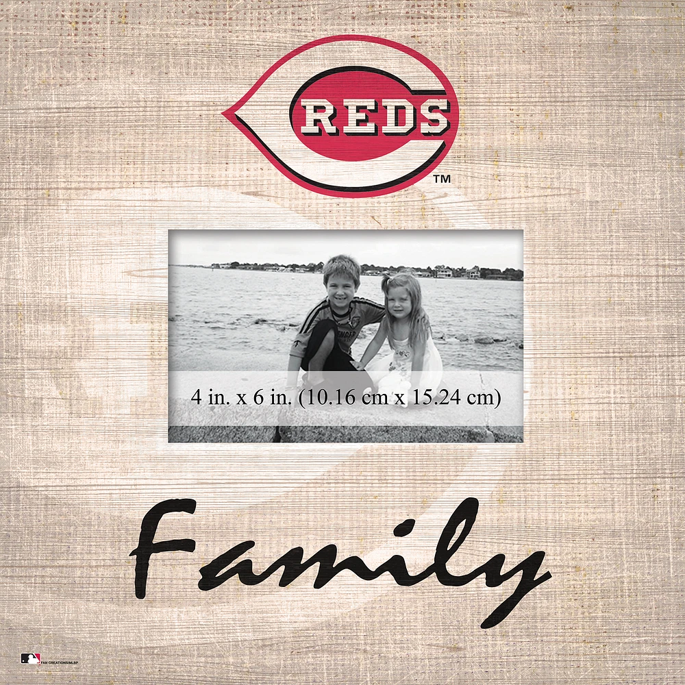 Cincinnati Reds 10'' x 10'' Burlap Pattern Frame