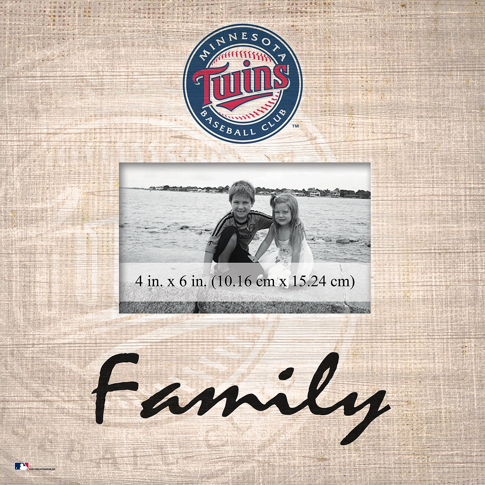Minnesota Twins 10'' x 10'' Burlap Pattern Frame
