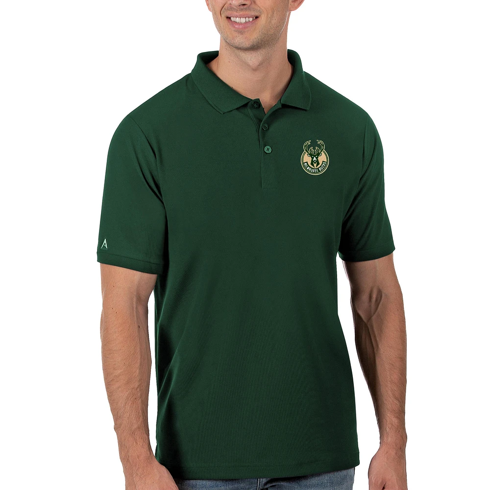 Men's Antigua Green Milwaukee Bucks Legacy Pique Polo