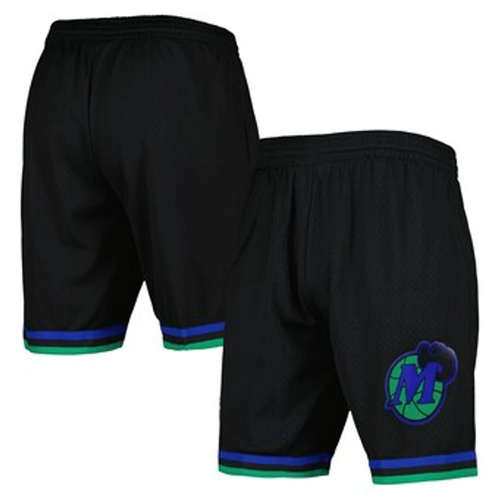 Men's Mitchell & Ness Black Dallas Mavericks Hardwood Classics Reload 2.0 Swingman Shorts