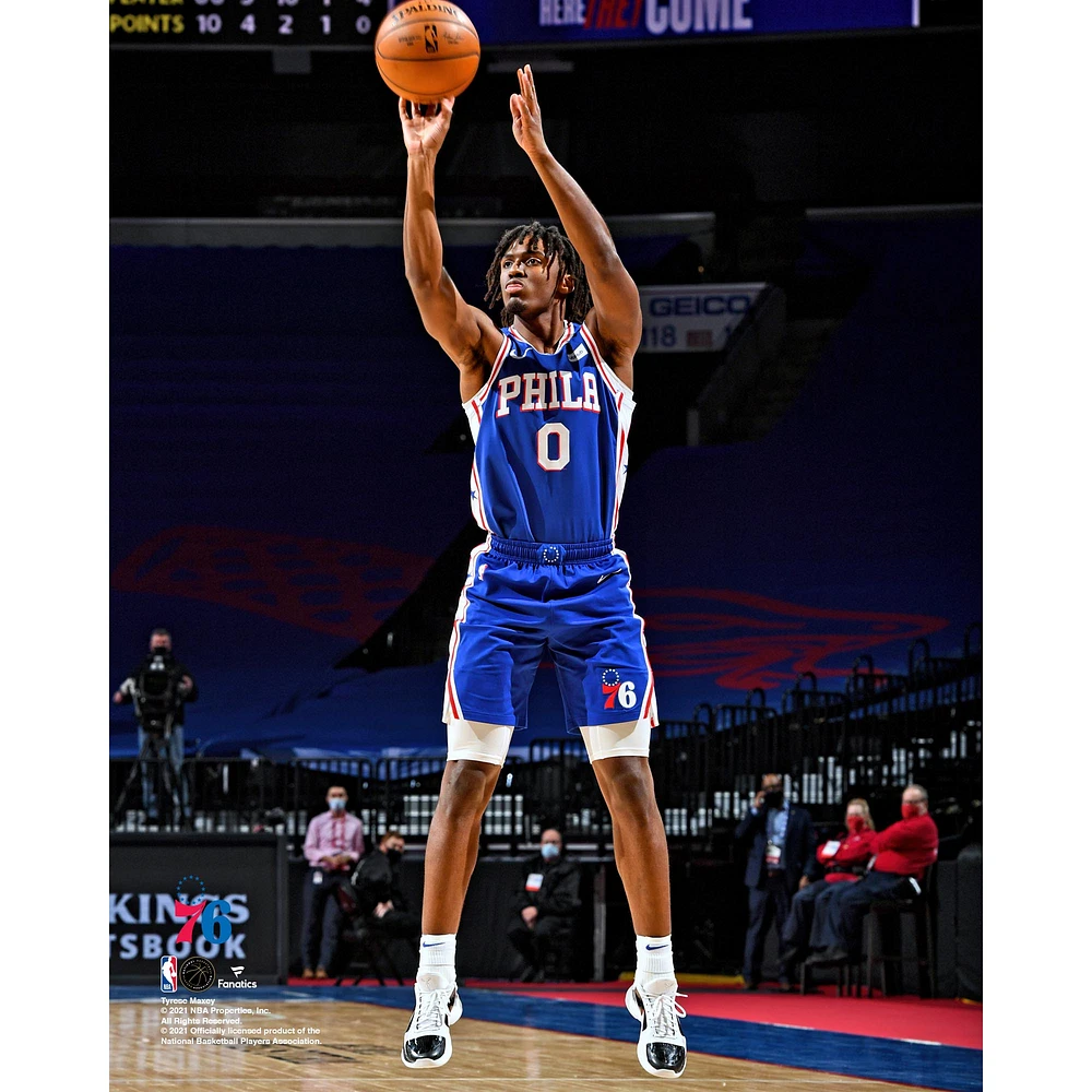 Tyrese Maxey Philadelphia 76ers Unsigned Shooting Royal Jersey Photograph