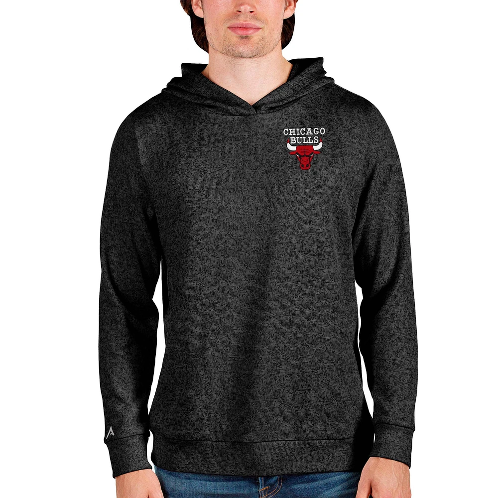 Men's Antigua Heathered Black Chicago Bulls Absolute Pullover Hoodie