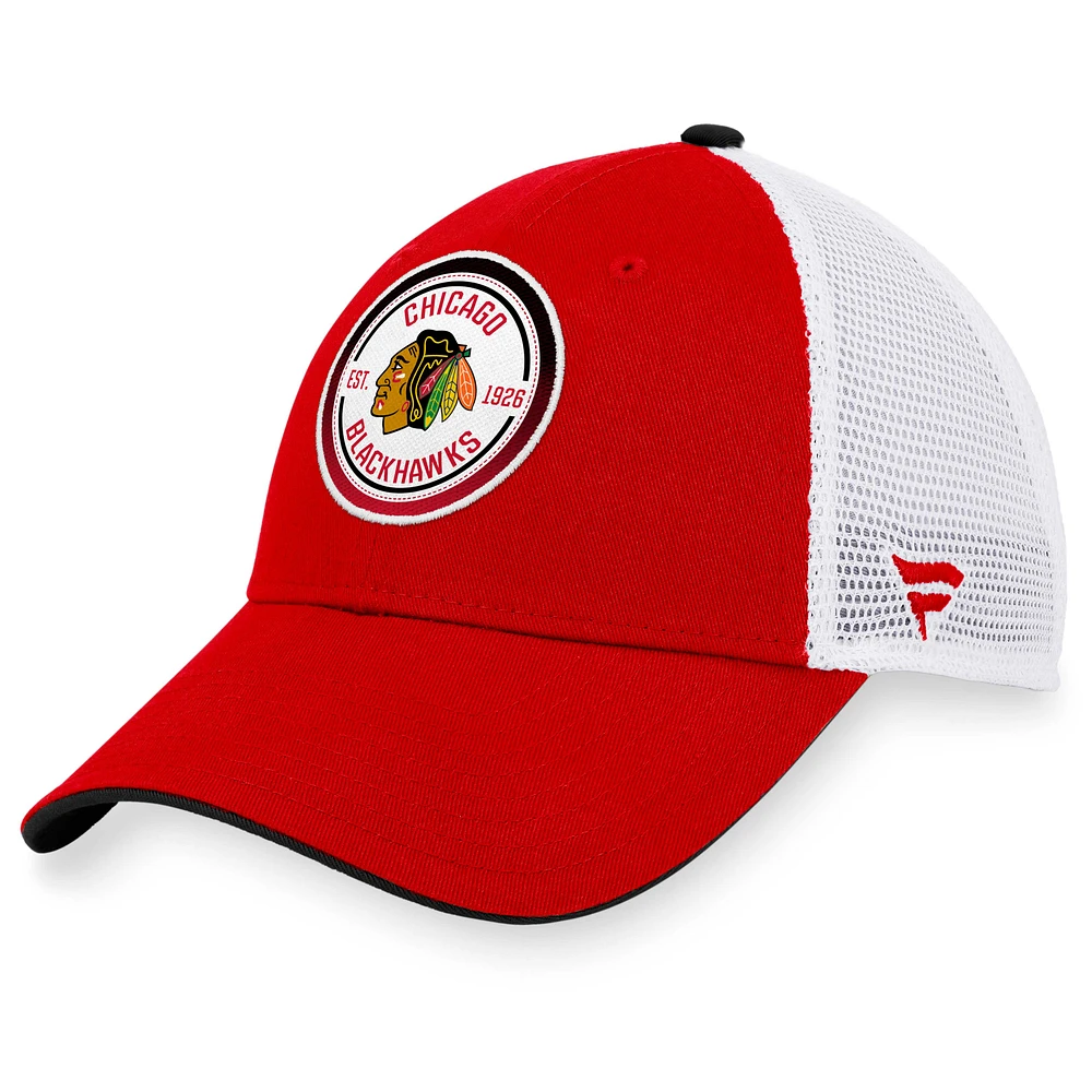 Men's Fanatics Red/White Chicago Blackhawks Iconic Gradient Trucker Snapback Hat