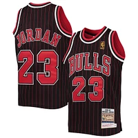 Youth Mitchell & Ness Michael Jordan /Red Chicago Bulls - Hardwood Classics Authentic Jersey
