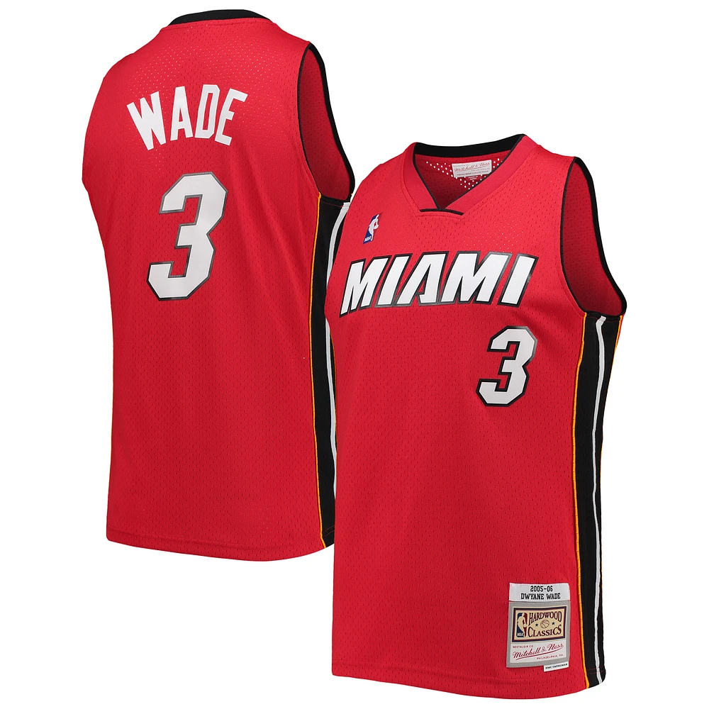 Men's Mitchell & Ness Dwyane Wade Red Miami Heat Big & Tall Hardwood Classics 2005/06 Swingman Jersey