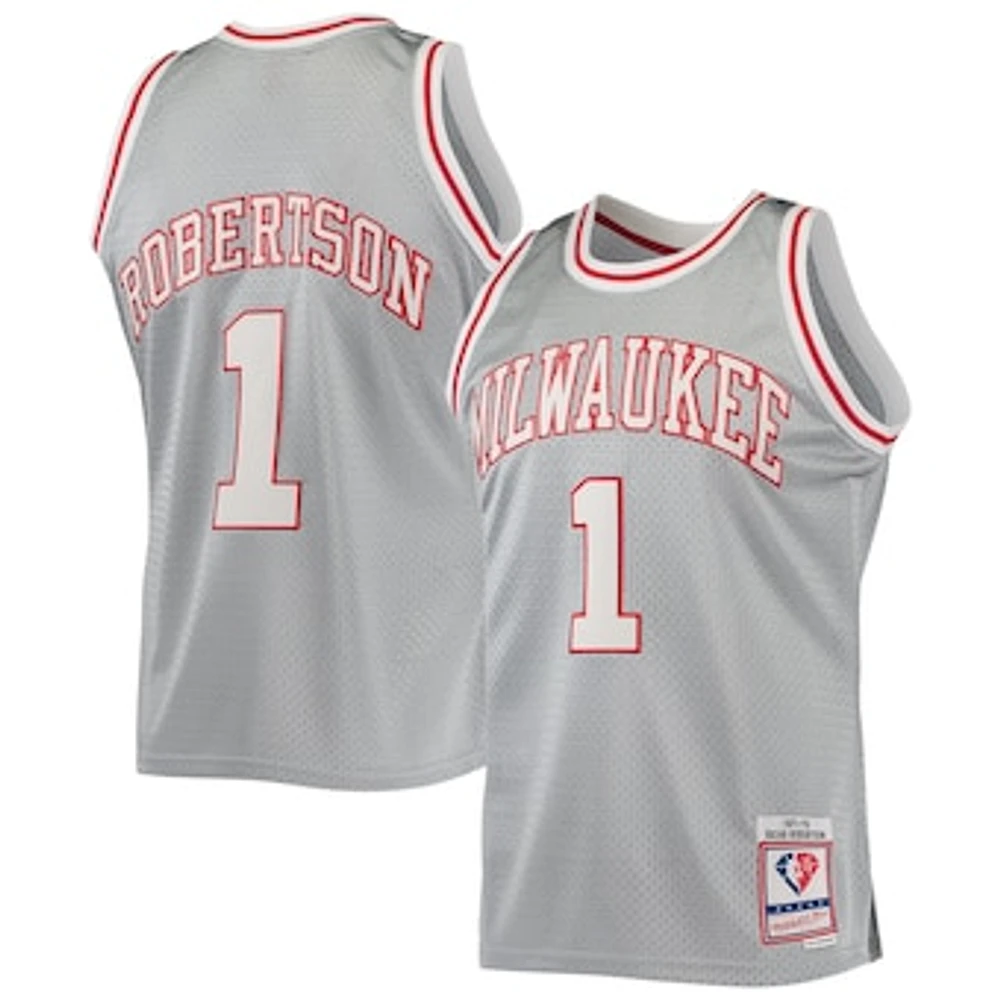 Men's Mitchell & Ness Oscar Robertson Silver Milwaukee Bucks 75th Anniversary 1971/72 Hardwood Classics Swingman Jersey