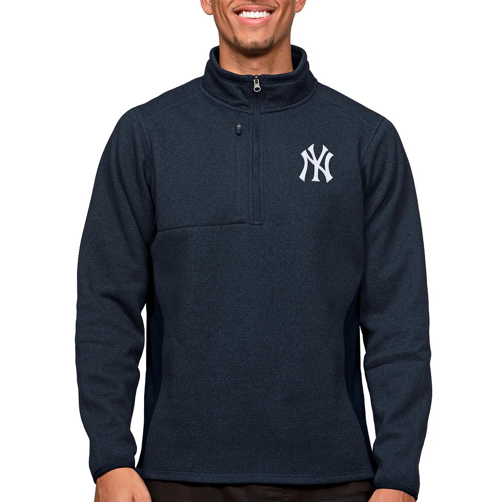 Men's Antigua Heathered Navy New York Yankees Course Quarter-Zip Pullover Top
