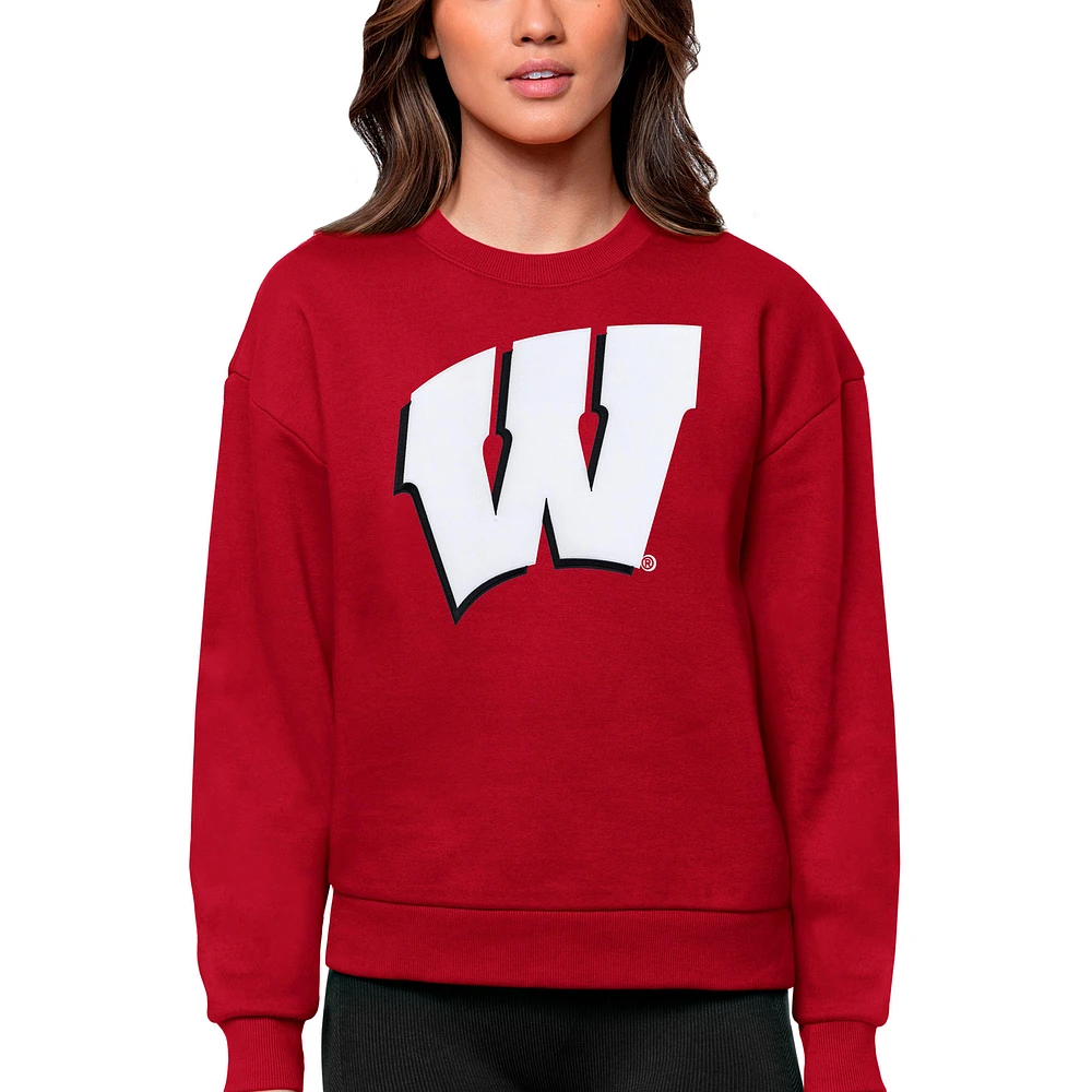 Women's Antigua Wisconsin Badgers Victory Crewneck Pullover Sweatshirt