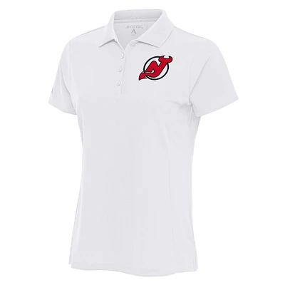 Women's Antigua White New Jersey Devils Team Logo Legacy Pique Polo