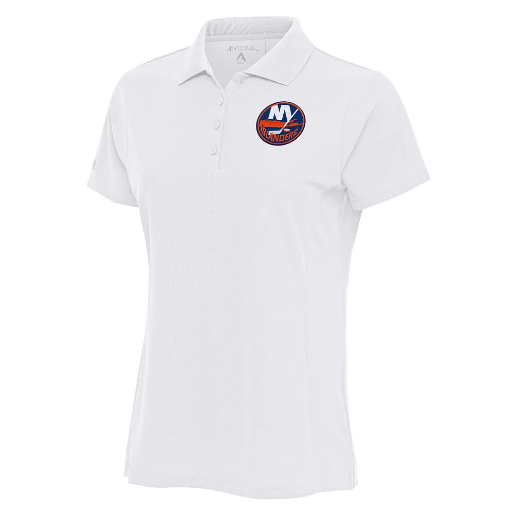 Women's Antigua White New York Islanders Team Logo Legacy Pique Polo