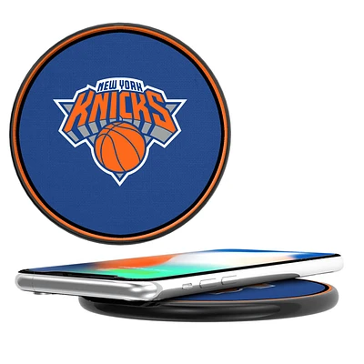New York Knicks Solid Design 10-Watt Wireless Phone Charger