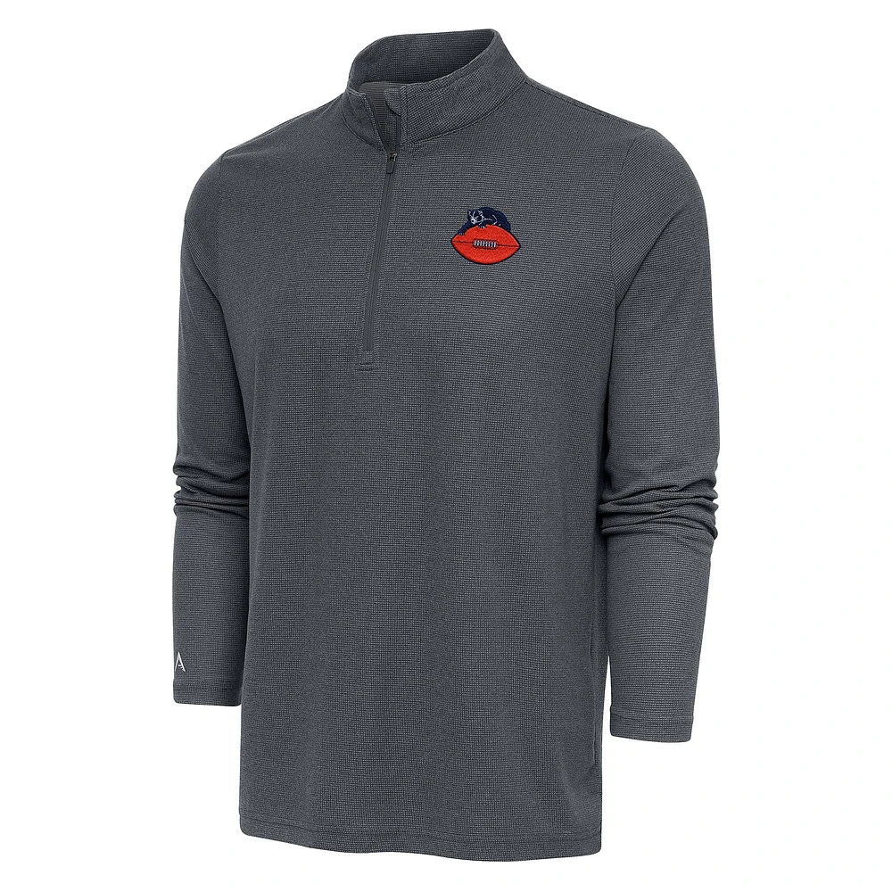 Men's Antigua Heather Charcoal Chicago Bears Team Logo Throwback Quarter-Zip Pullover Top