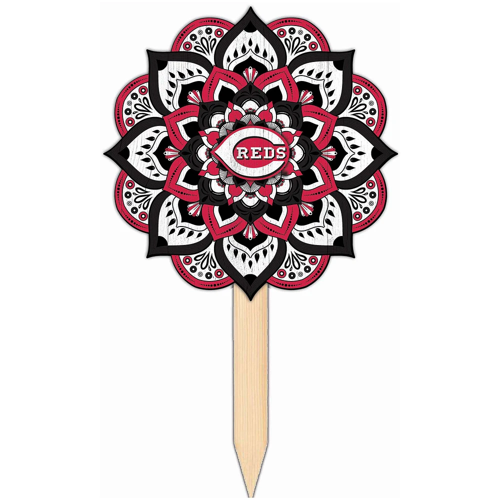 Cincinnati Reds 18'' x 12'' Mandala Yard Stake