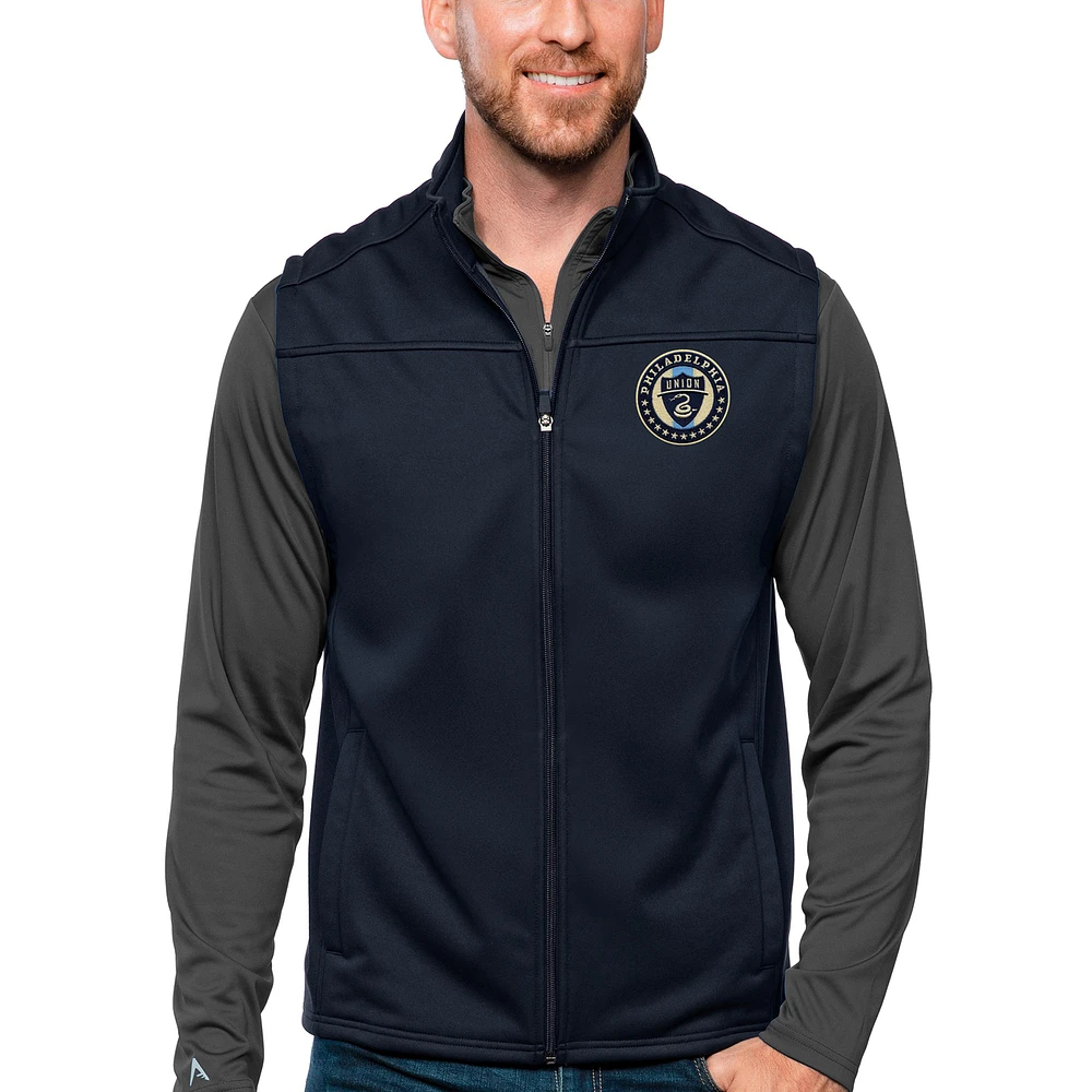 Men's Antigua Navy Philadelphia Union Primary Team Logo Links Full-Zip Golf Vest
