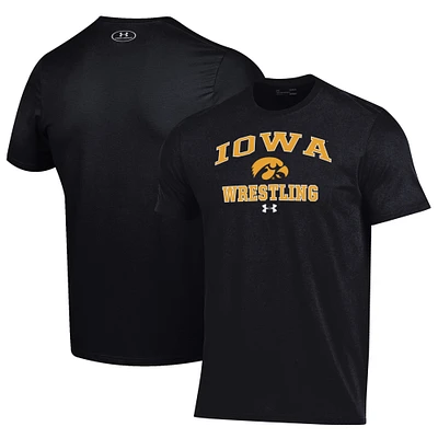 Men's Under Armour Iowa Hawkeyes Wrestling Arch Over Performance T-Shirt