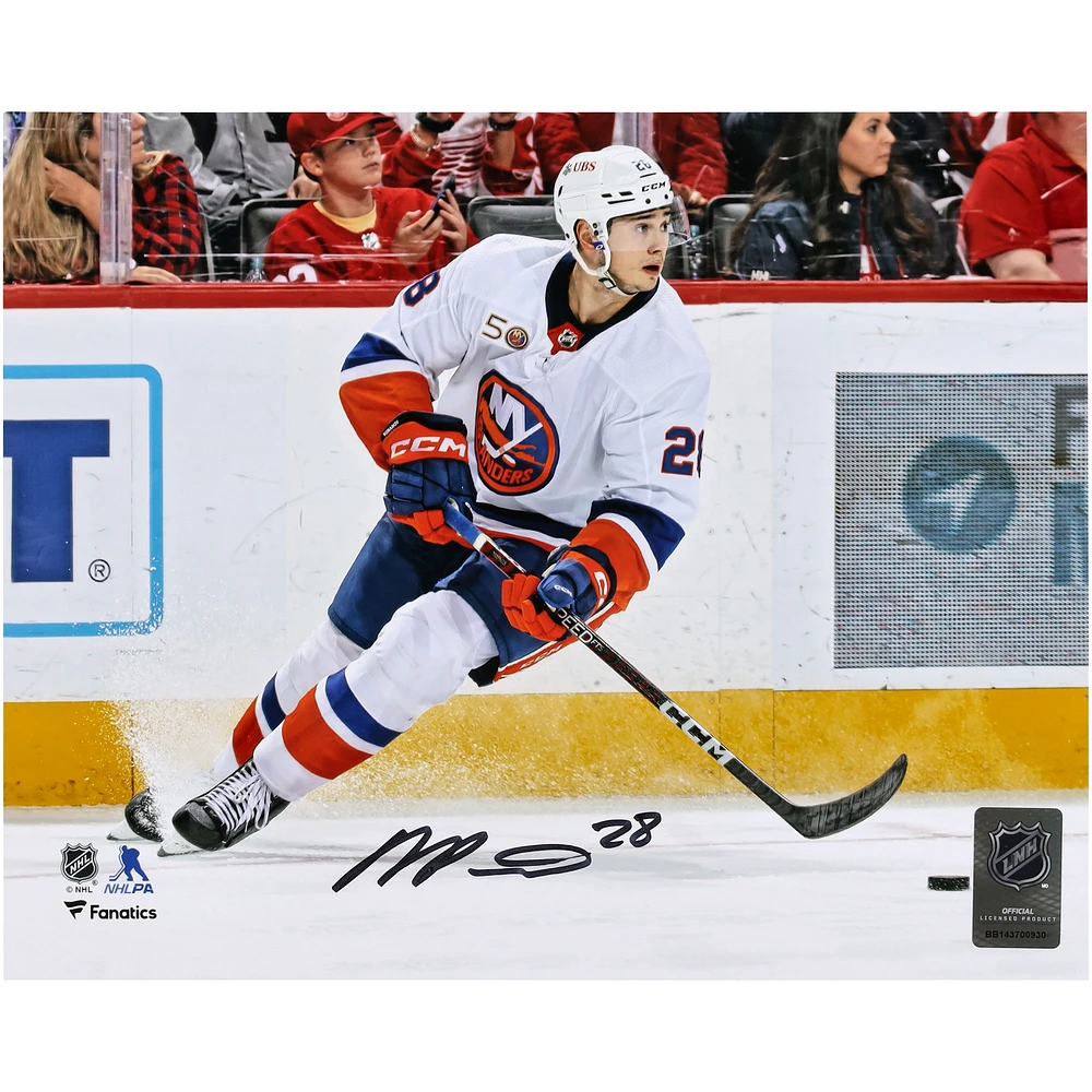 New York Islanders Alexander Romanov Autographed 8" x 10" White Jersey with Puck Photograph