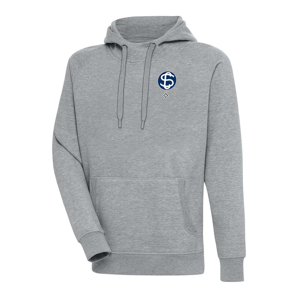 Men's Antigua Heather Gray Santa Clara Leopardos Victory Pullover Hoodie