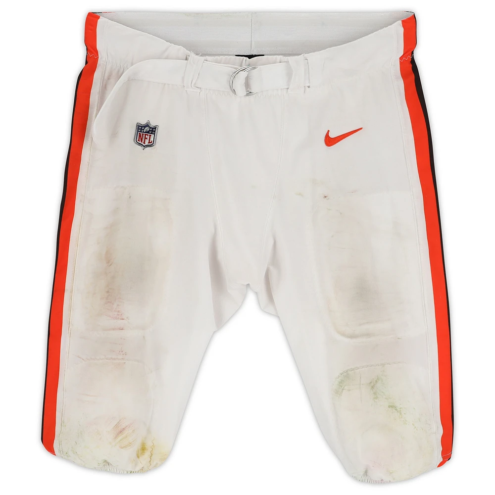Jack Conklin Cleveland Browns Game-Used White Pants vs. Washington Commanders on January 1 2023