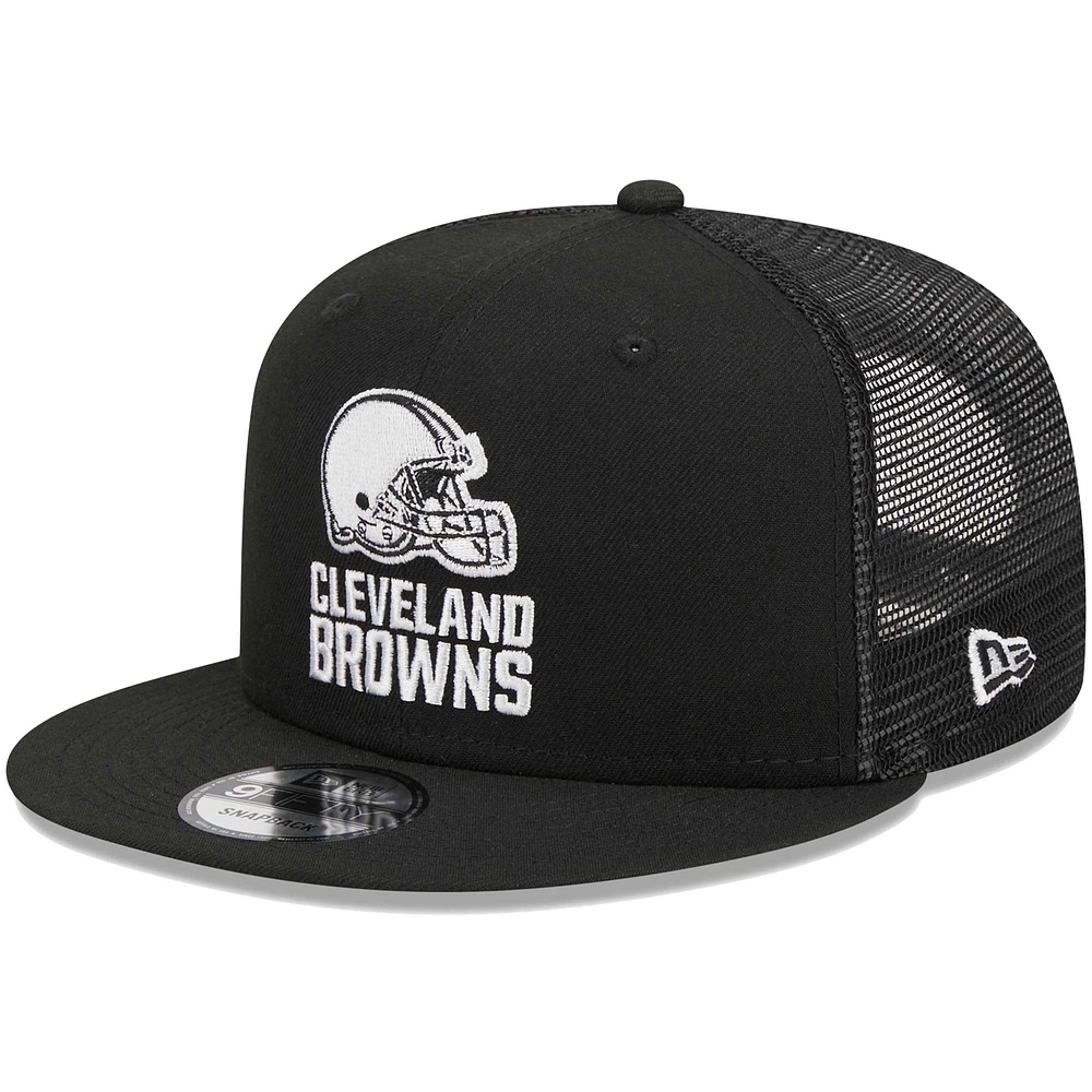 Men's New Era Black Cleveland Browns Main Trucker 9FIFTY Snapback Hat