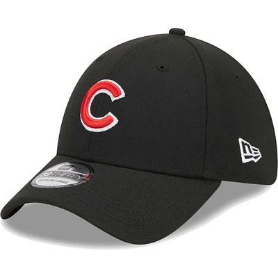 Men's New Era Black Chicago Cubs Logo 39THIRTY Flex Hat