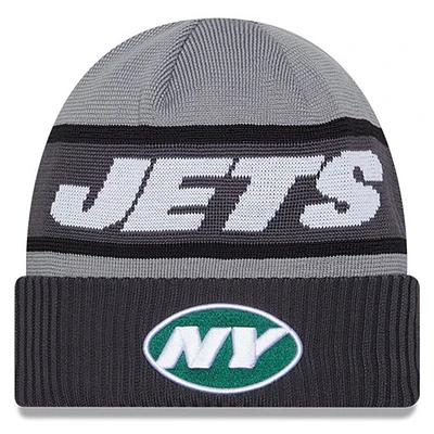 Men's New Era Gray New York Jets 2023 Sideline Tech Cuffed Knit Hat